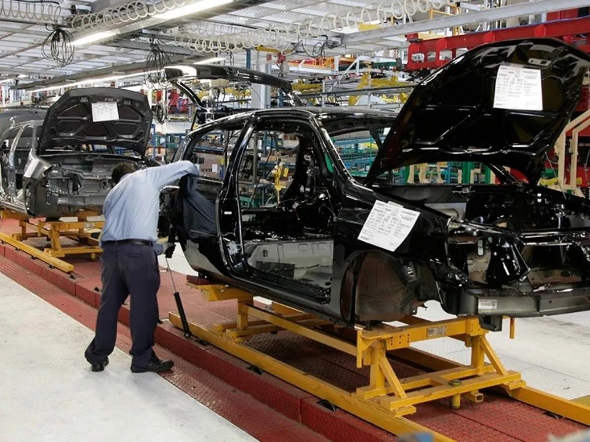 Stellantis invertirá de $us 270 millones para producir el nuevo Peugeot 2008 en Argentina